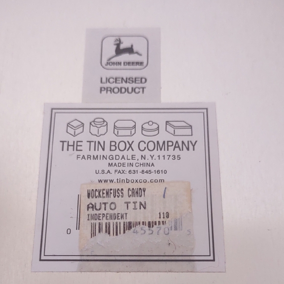 Vintage John Deere Green and Yellow Tin box - Picture 10 of 10